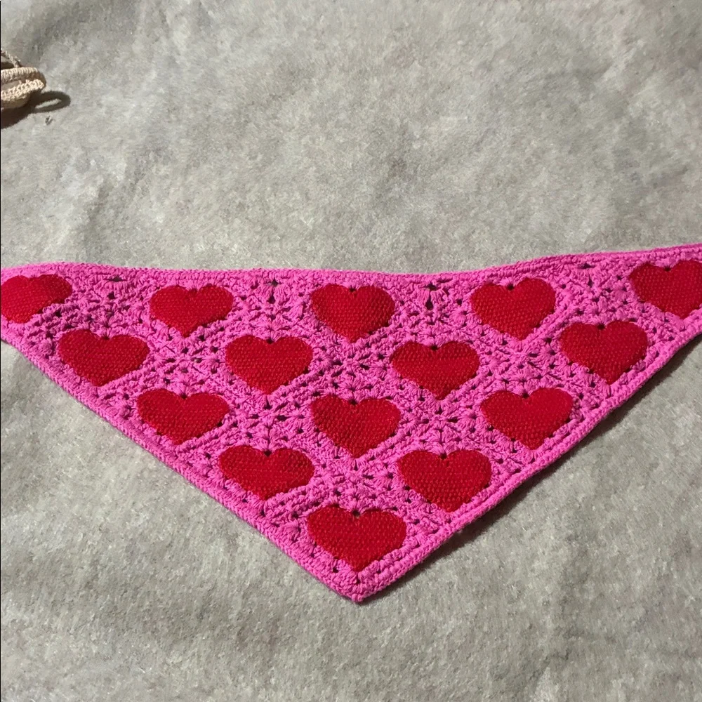 Handcrafted Floral and Heart Patterned Scarves - Picture 3 of 4